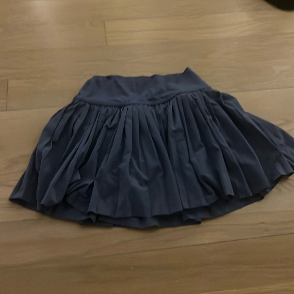 AERIE TENNIS SKIRT- blue- XS- EXTREMELY SLIGHTLY USED